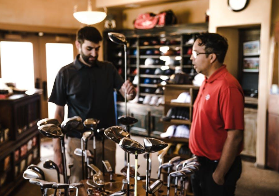 Why Buy Smart Golf Accessories for Men in Surrey, BC