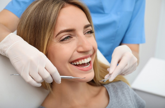 6 Cosmetic Dentistry Solutions That Transform Everyday Smiles